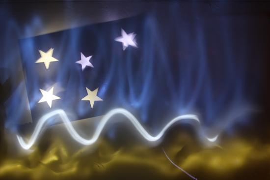 Bandera de Magallanes dibujada con luz