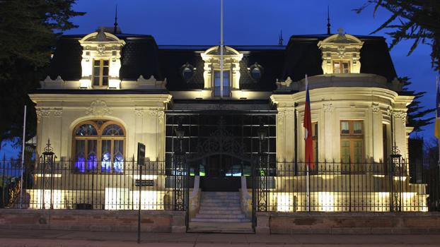 Museo Regional de Magallanes, vista nocturna