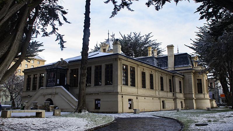 Museo Regional de Magallanes, entrada posterior 