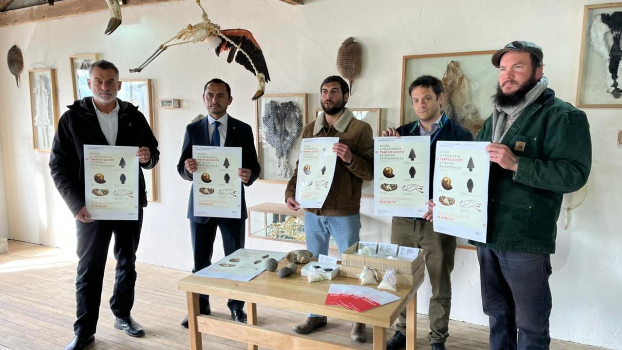 Autoridades de la región de Magallanes en el Museo de Historia de Natural de Río Seco 