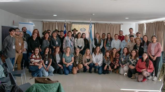   Encuentro Binacional de Museos de Patagonia Sur-Sur, realizado entre el 16 y 18 de octubre pasado realizado en el Museos de Perito Moreno, en la Provincia de Santa Cruz - Argentina