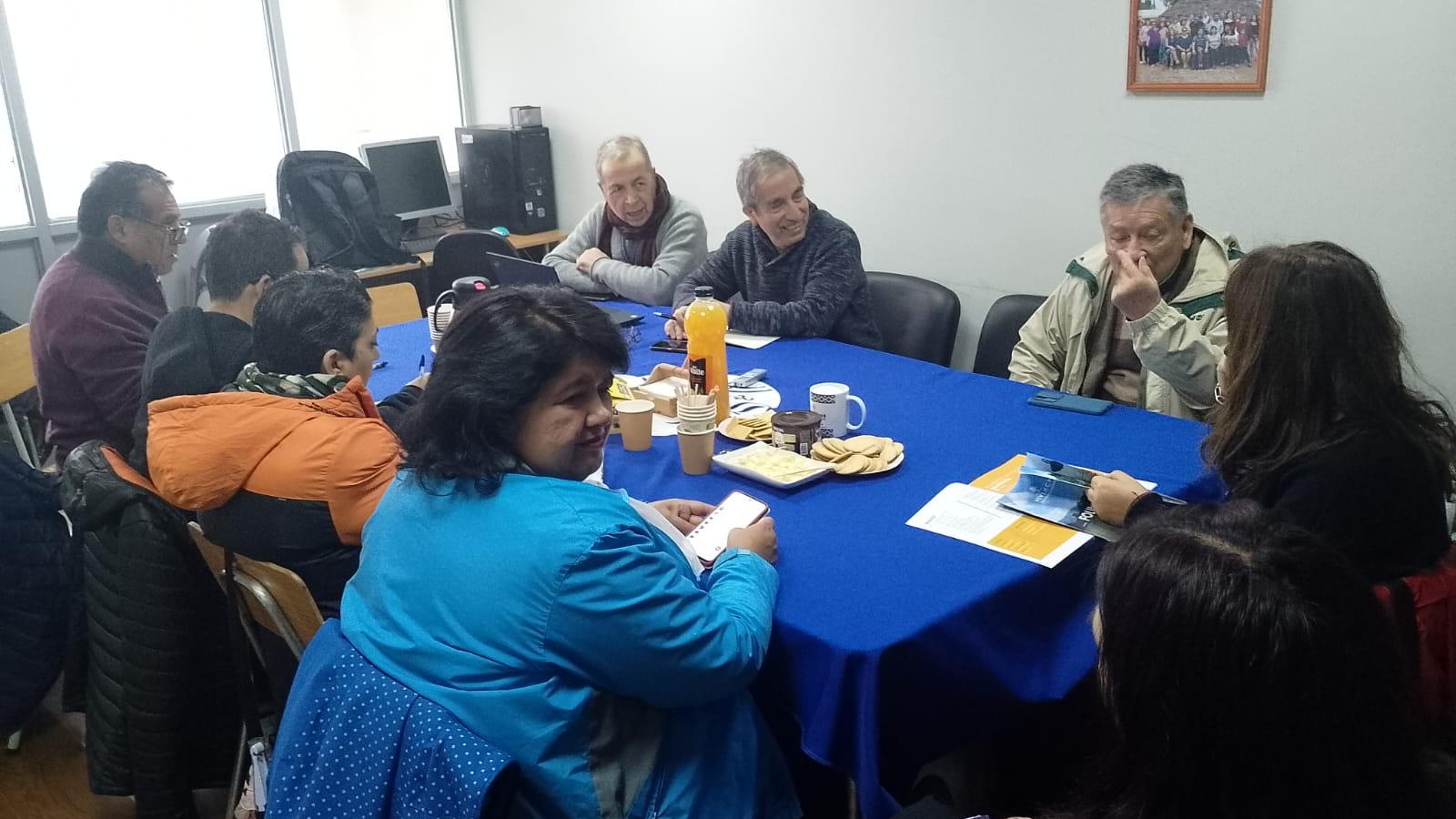 Reunión de trabajo con representantes de la sociedad civil