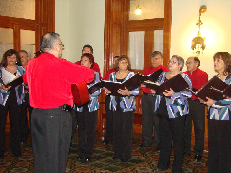 Coro de Enap en el Patio de Invierno del Museo