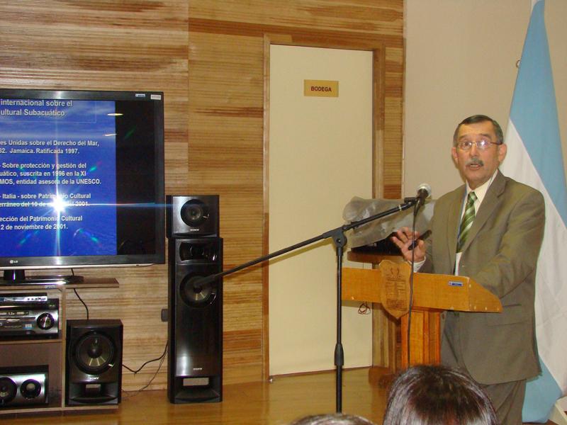 Luis Canales, Curador del Museo Naval de Punta Arenas, Chile