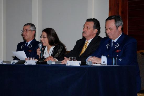 Autoridades de la presentación