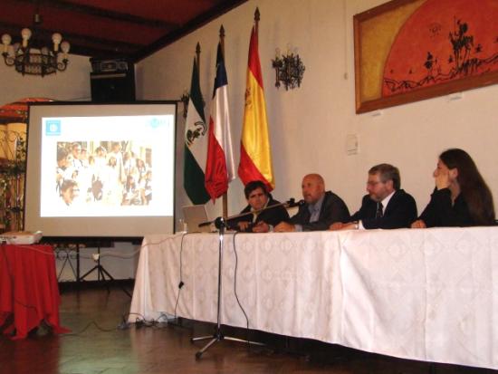 Fotografía con expositores en actividad REDMUMA