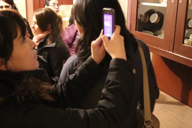 Educadores visitando el subterráneo