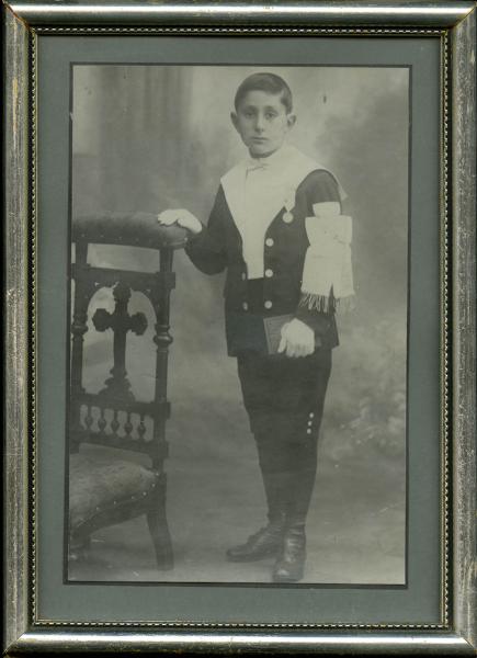 José Grimaldi (primera comunión) José Grimaldi (primera comunión)