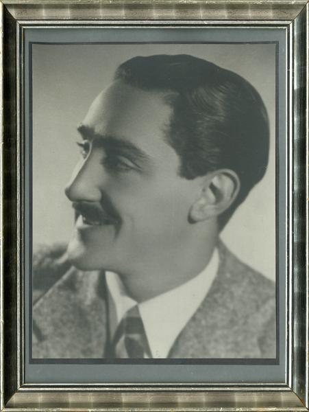 José Grimaldi José Grimaldi