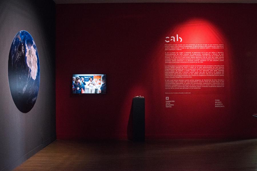 Montaje exposición Tiempo Profundo