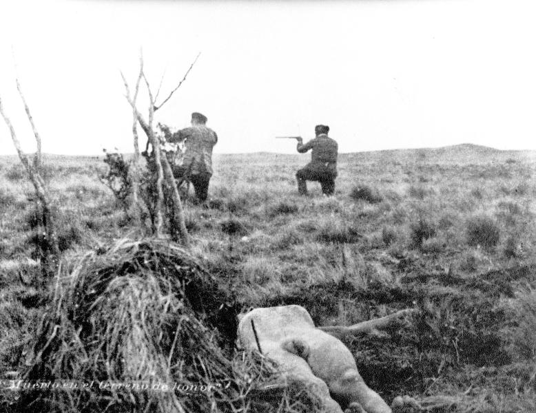 Muerto en el terreno de honor, expedición Popper Muerto en el terreno de honor, expedición Popper