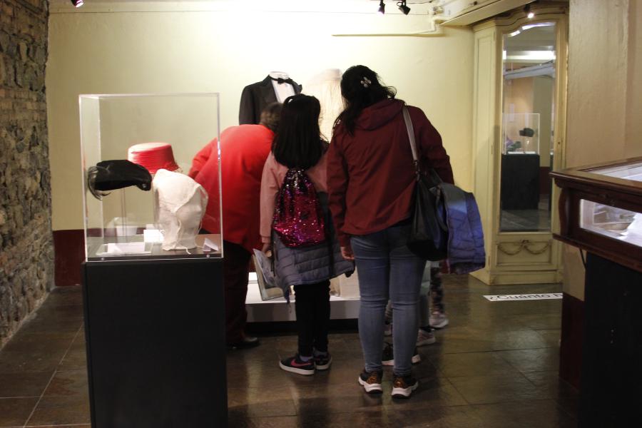 Visita guiada por la exposición