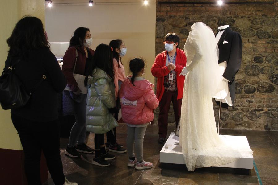 Visita guiada por la exposición